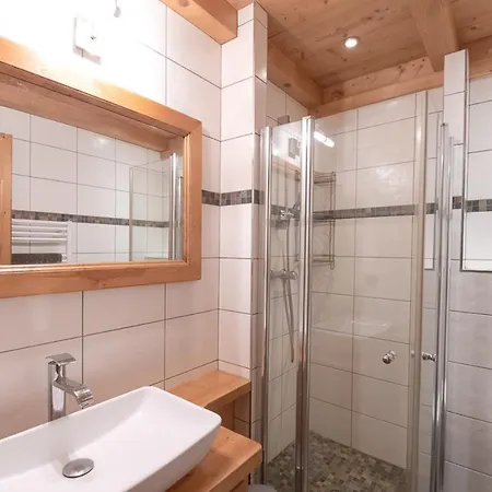 Chalet Family With Terrace And Garden In Chamonix