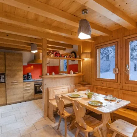 Family With Terrace And Garden In Chalé Chamonix