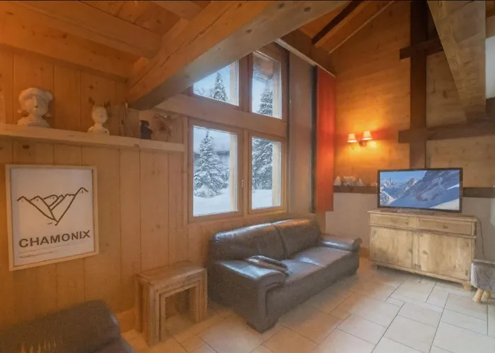 Chalé Family With Terrace And Garden In *