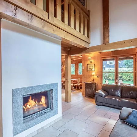 Chalet Family With Terrace And Garden In